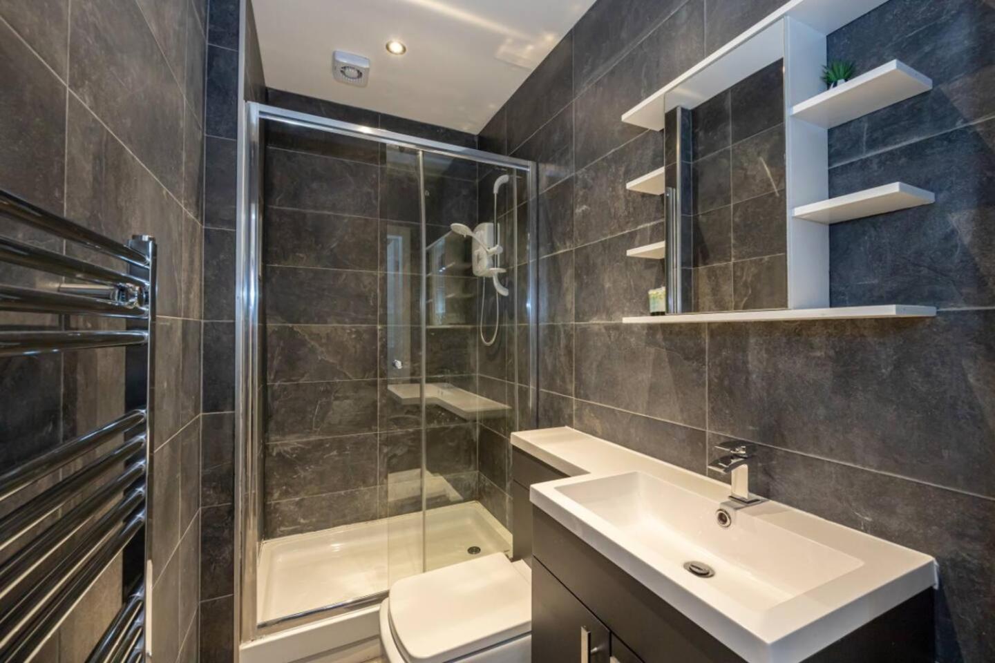 Luxury 2br In Chorlton, Free Parking